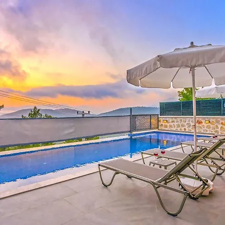 2 Bedroom 6289 Villa Kalkan